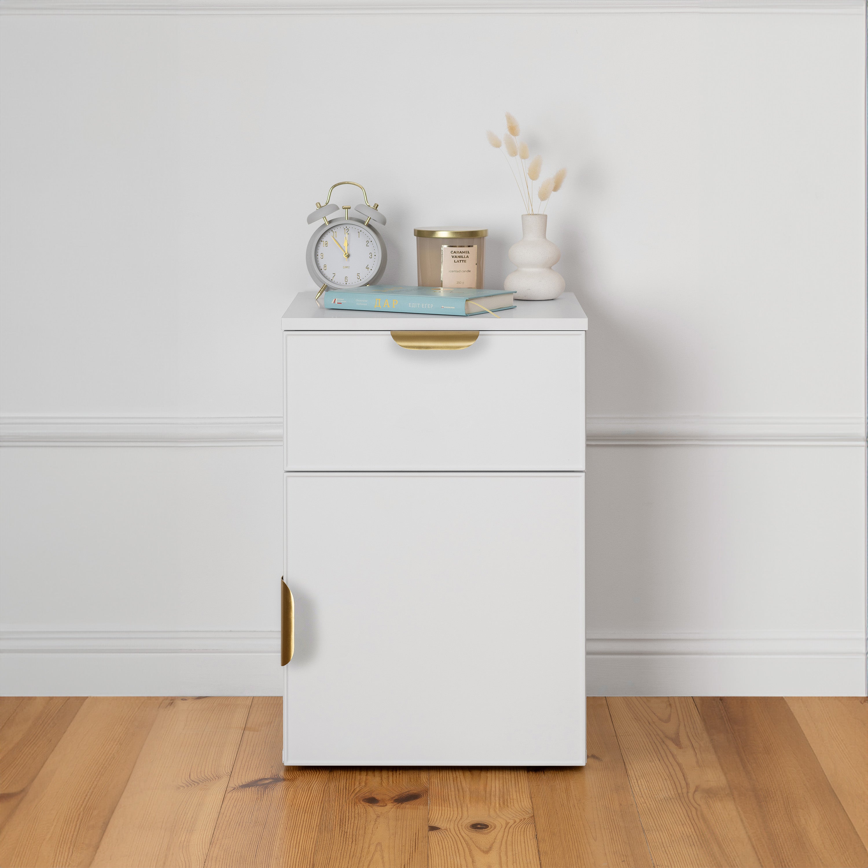 PORTO BEDSIDE TABLE - WHITE - SLIM - PULL BRASS